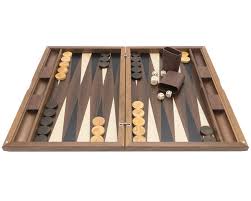 This should be the first test of any board you play on. The Dal Negro London Backgammon Set In Walnut And Tulipwood 82 Lo 300 29 Regency Chess Finest Quality Chess Sets Boards Pieces