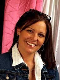 After a 15 year hiatus from country music, to focus