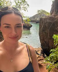 Jamie Goldsmith (@jamieburnsred) • Instagram photos and videos