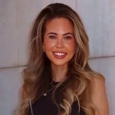 Emily Mccutcheon's Instagram, Twitter & Facebook