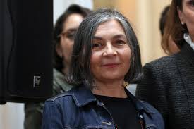 Obra de egresada UCHILE Norma Ramírez y Mariana Silva es elegida para  homenajear a Gabriela Mistral en Baquedano