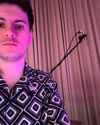 Me and my good friend Dr Greg are playing at @theuplandstavernswansea  tonight from 8:30pm. LETS PICK BABY 🔫