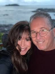 A long time ago I was in San Francisco trying to romance an unattainable  Russian goddess. Naturally that didn't succeed but I certainly tried. One  day we went for lunch to a