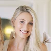 Taylor Nicholson's Instagram, Twitter & Facebook