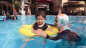 Tribunwiki Suka Berenang Tapi Mahal Di Hotel Ini 5 Kolam Renang Umum Di Kota Makassar Tribun Timur