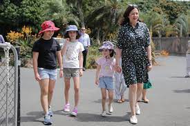 Jump to navigation jump to search. Family Annastacia Palaszczuk Mp Facebook