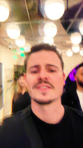 Dennis Riddick's Instagram, Twitter & Facebook