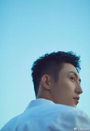 Springtime with the hot blue sky!🏖🏖 春日骄阳也火热🏖🏖 #黄景瑜#HuangJingYu