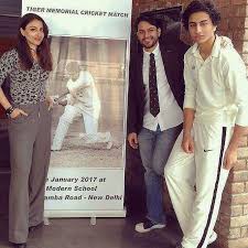 Pictureperfect Kunal Kemmu And Soha Ali Khan With Their Nephew And Saif Ali Khan S Son Ibrahim Ali Khan At Soha Ali Khan Matches Today Bollywood Celebrities