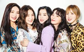 In 2015, yeri was added for the group's comeback with ice cream cake. Red Velvet Ungkap Pesona Masing Masing Member Seperti Apa