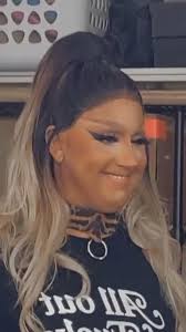 Brianna Summers's Instagram, Twitter & Facebook