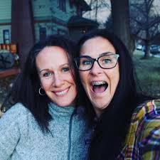 Shout out to one of my favorite people and our fearless board member Willow  Affleck! Willow is raising two incredible sons with her husband Dave and  spends her days in the biology