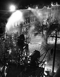 Making Snow On The Set Of It S A Wonderful Life Directed By Frank Capra 1946 It S A Wonderful Life Its A Wonderful Life Wonderful Life Movie