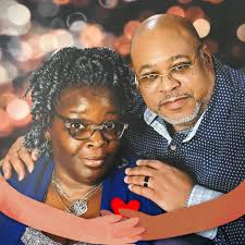 HAPPY Sunday married people. Just curious to know where you guys are from  My wife is from West Covina, CA and I am from Brooklyn, NY but we live in  Las Vegas,