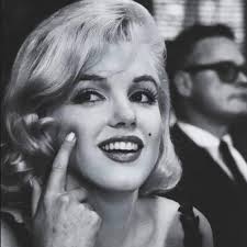 MARILYN MONROE PHOTO OF THE DAY — This month Marilyn Monroe plays the  saloon singer Kay Weston in "River of No Return" (1954). This fun Western  was filmed