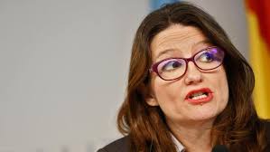 La «número dos» de Mónica Oltra deja el Consell tras las denuncias por  incompatibilidad del PP