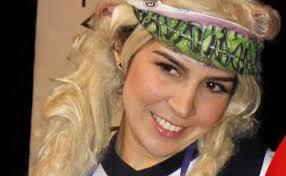 La comediante karla luna falleció el 28 de septiembre y su muerte ha dolido tanto al medio artístico, a sus fans, a su familia y a sus amigos, entre ellos consuelo duval. Se Defiende Karla Panini