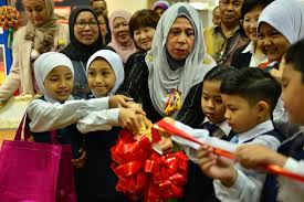 Berminat untuk belajar di jepun? Pameran Lukisan Kanak Kanak Malaysia Jepun Dan Bengkel Pendidikan Seni Lukis Kanak Kanan Malaysia Jepun Di Sabah Ppm News Berita Ppm News About Malaysian Libraries And Librarians