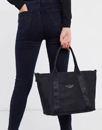 Malenkaya Nejlonovaya Sumka Tout Ted Baker Nanccie Wamsi Free delivery & free returns. www wamsi org au