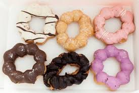 Place each completed pon de ring formation on top of squares of parchment paper (approximately cut to 5x5). All About Mister Donut Japan And Its Awesome Menu Favy
