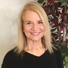 Amy Reeb's Instagram, Twitter & Facebook