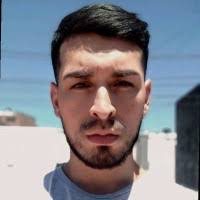 30+ perfiles de «Adrian Maciel»