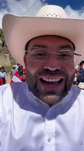 Mi amigo regresando a Tegus, después de conocer Olancho: