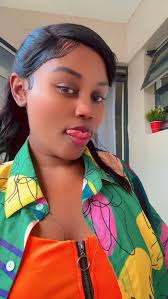 This is how I enter my new age😂❤️ My wig please behave