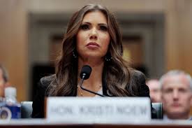 FEMA Shakeup! Noem Fires Dozens Over HUGE Cyber Security Lapses! - Imagen principal del artículo