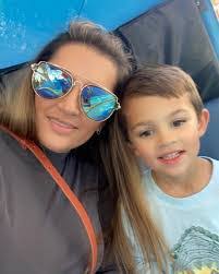 Erin Pfeiffer's Instagram, Twitter & Facebook