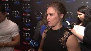 Wahlberg on Rousey: 'I don't think she could beat me'