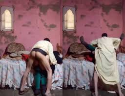 فلاح عجوز بجلابية ينيك محجبة فلاحة وينزل في كسها - سكس مصري فلاحين