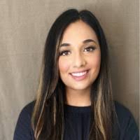 Sara Durrani's Instagram, Twitter & Facebook