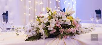 Whether you want blooms that are large in size, or blooms that are large in color, you should add those to the bride's bouquet first. The Do S And Don Ts Of Centerpieces Pointers For Planners