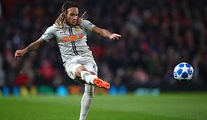 This is the national team page of vfl wolfsburg player kevin mbabu. Vfl Wolfsburg Verpflichtet Rechtsverteidiger Kevin Mbabu Von Young Boys Bern