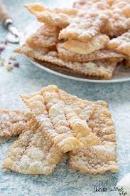 Maybe you would like to learn more about one of these? Chiacchiere Fritte Napoletane Ricetta E Trucchi Dulcisss In Forno Ricette Cibi E Bevande Biscotti Da Te