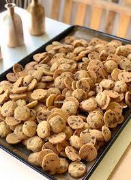 Resepi biskut viral is free food & drink app, developed by mixapps studio. Resepi Chocolate Chips Cookies Homemade Macam Famous Amos Viral Patut Try