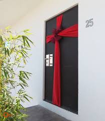 Diy Christmas Bow Door Ohoh Deco Christmas Door Decorations Diy Christmas Door Diy Christmas Door Decorations