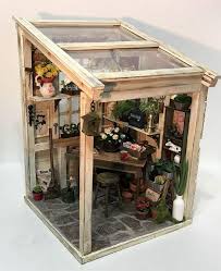 Miniatur Mini Gewachshauskiste Im Massstab 1 12 Im Massstab Miniaturminigewachshauskiste Mobilier En Miniature Jardin Miniature Meubles Maison De Poupee