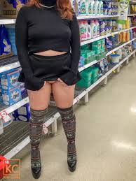 Moments: Sexy Supermarket - Kim Cums