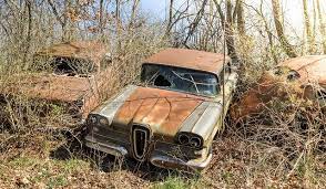 Car Graveyard Junkyard Cars Abandoned Cars Old Classic Cars