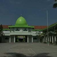 Lembaga pendidikan yang berada di jalan kusuma itu pun memiliki kewenangan membina smk yang memiliki sisiwa di bawah 500 anak. Smk Ma Arif 1 Kebumen 1 Tip From 9 Visitors