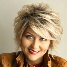 Cheryl Briggs's Instagram, Twitter & Facebook