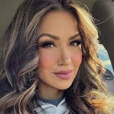 Lilly Boyer's Instagram, Twitter & Facebook