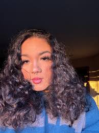 Jessica Drayton's Instagram, Twitter & Facebook