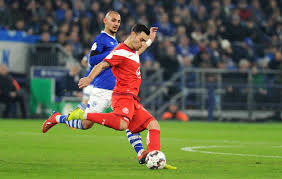 The young turk will spend the remainder of the season at the it seems unlike that a permanent move could come out of the agreement, as schalke would like to see him return. Fortuna Dusseldorf Kaan Ayhan Wurde Tor Gegen Fc Schalke 04 Nicht Bejubeln