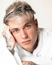 Se sei una fan di benji e fede ci sono alcune curiosità che devi assolutamente sapere. 900 Idees De Benjamin Mascolo Federico Rossi Tenue Blouson Piercing Levre Mode Jeune Garcon