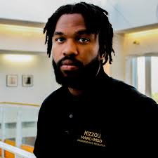 Deshawn Sutton's Instagram, Twitter & Facebook