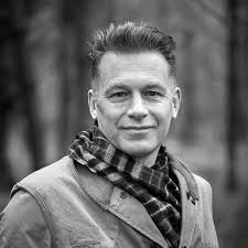 Chris Packham — Bird Photographer of the Year