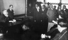 De umudumuzu sürdürdük uzun süre. Ataturk Un Istanbul Universitesi Ni Ziyareti 15 12 1930 Iste Ataturk Ataturk Hakkinda Bilmek Istediginiz Hersey
